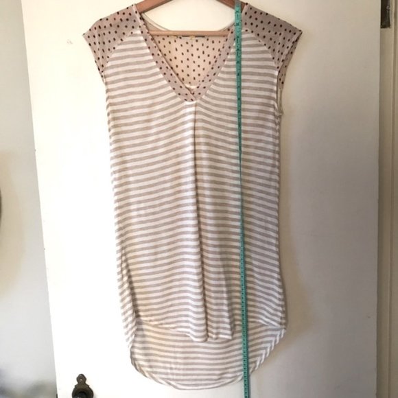 Anthro Little Yellow Button Daystripe Tee, Size XS - Picture 12 of 13